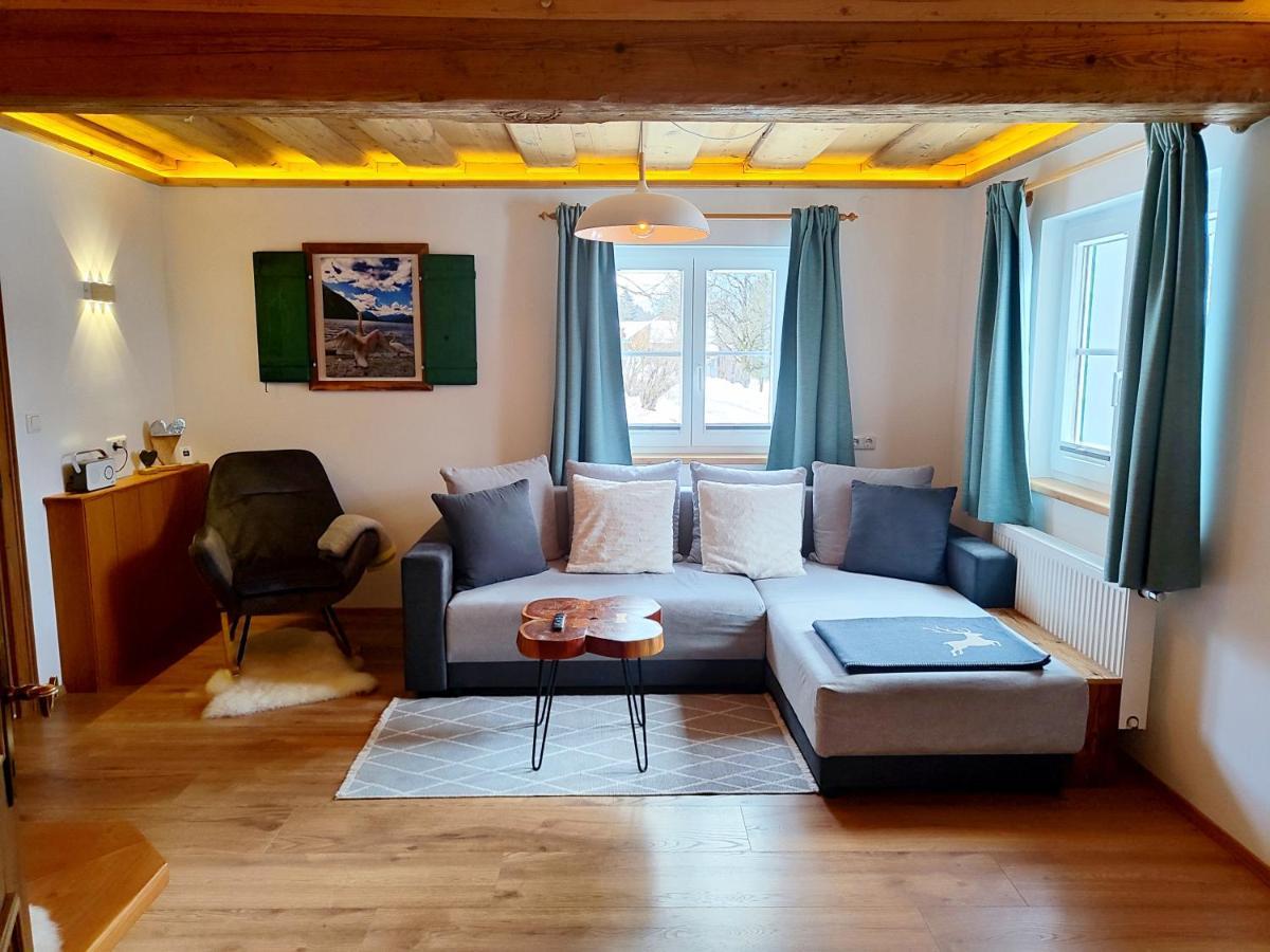 Ferienwohnung Grundlsee, Willkommen In Mami'S Ferienwohnung Ngoại thất bức ảnh