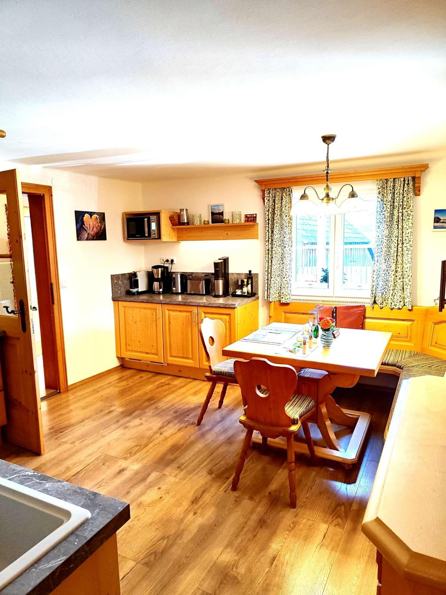 Ferienwohnung Grundlsee, Willkommen In Mami'S Ferienwohnung Ngoại thất bức ảnh
